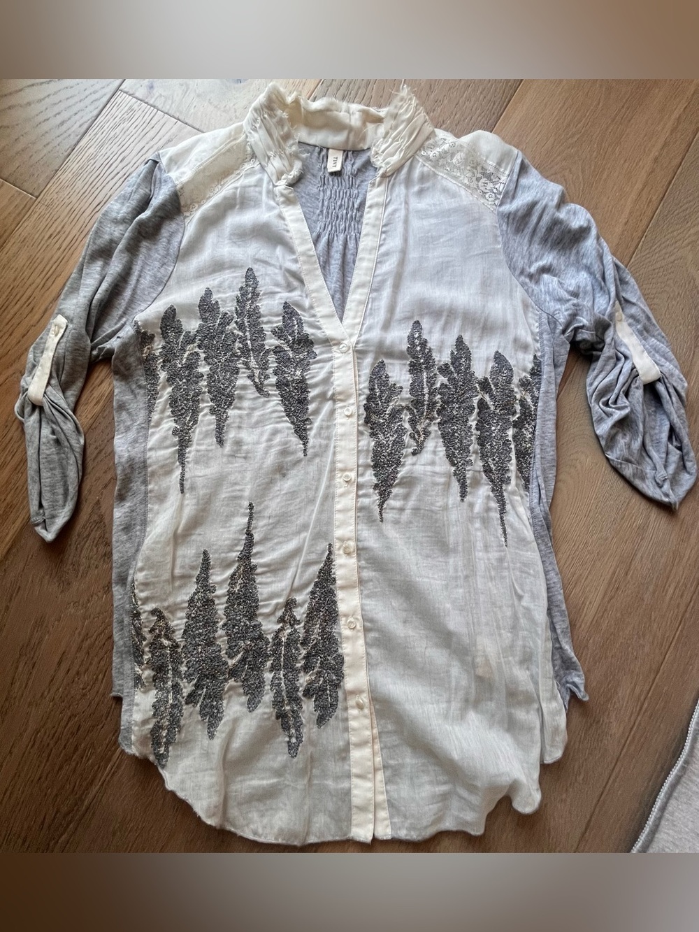 Anthropologie White & Gray Embroidered Button-Down Blouse
